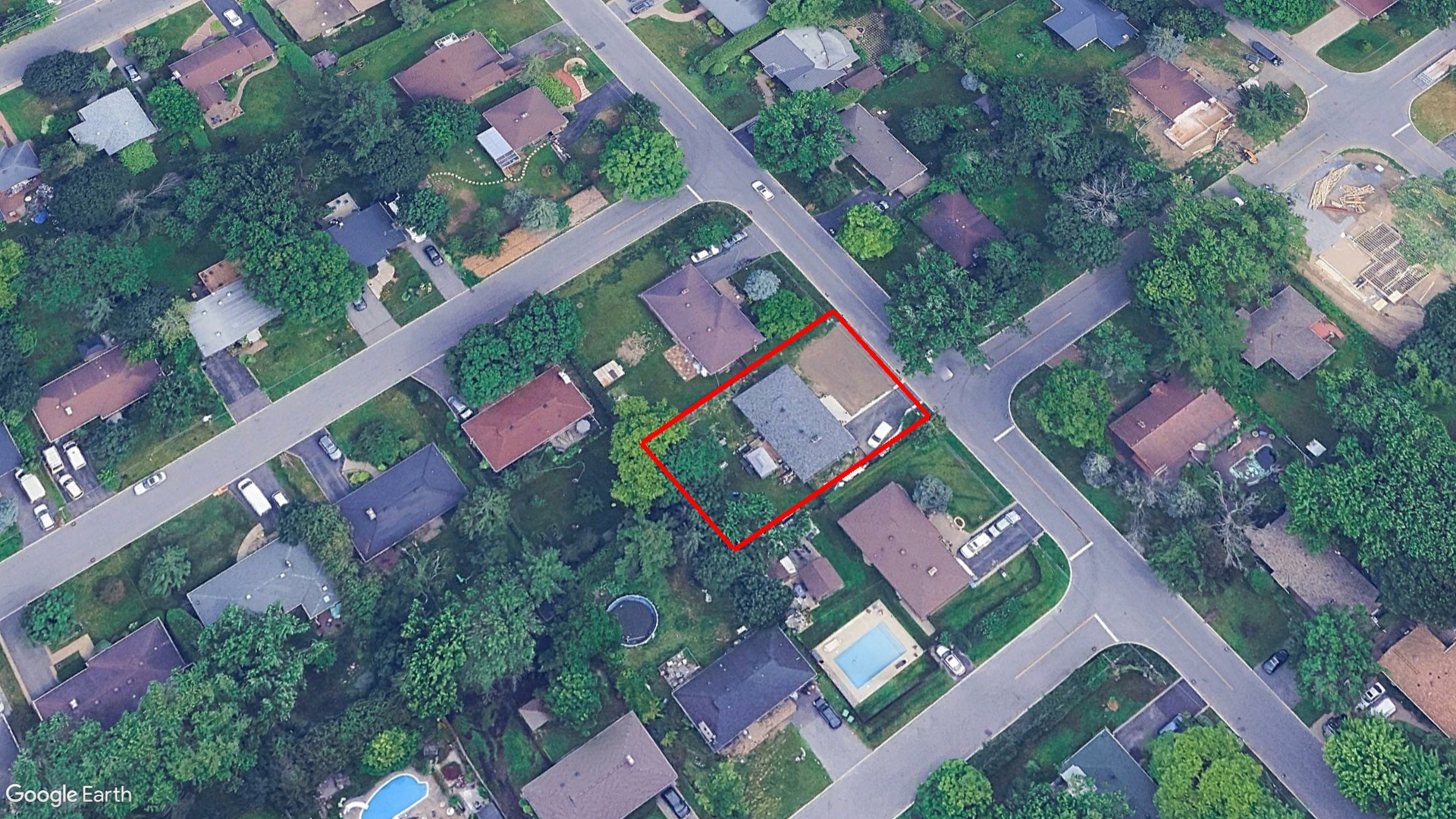 Tax Sale Montreal, Quebec - 040785-96