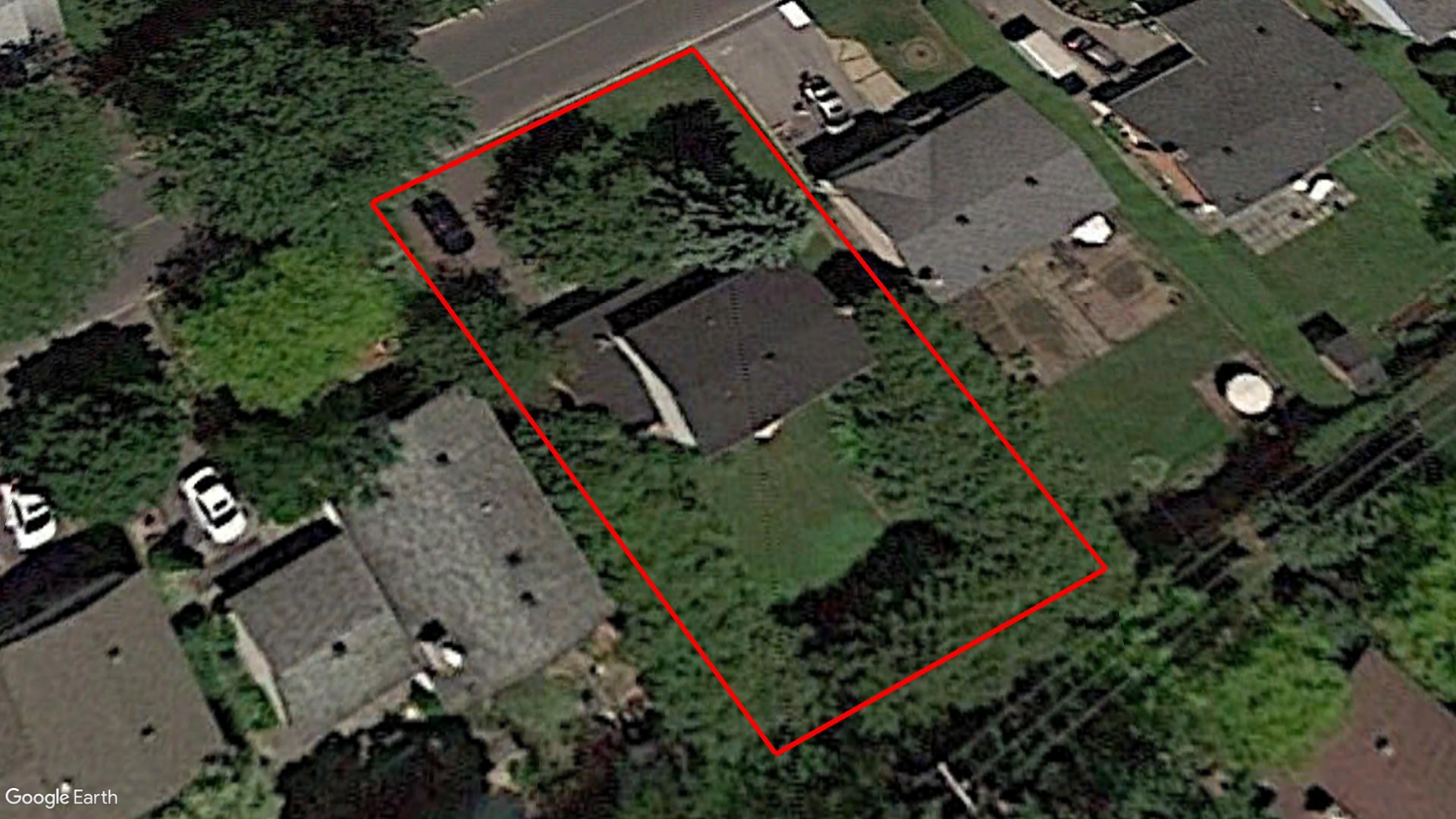 Tax Sale Montreal, Quebec - 040097-01