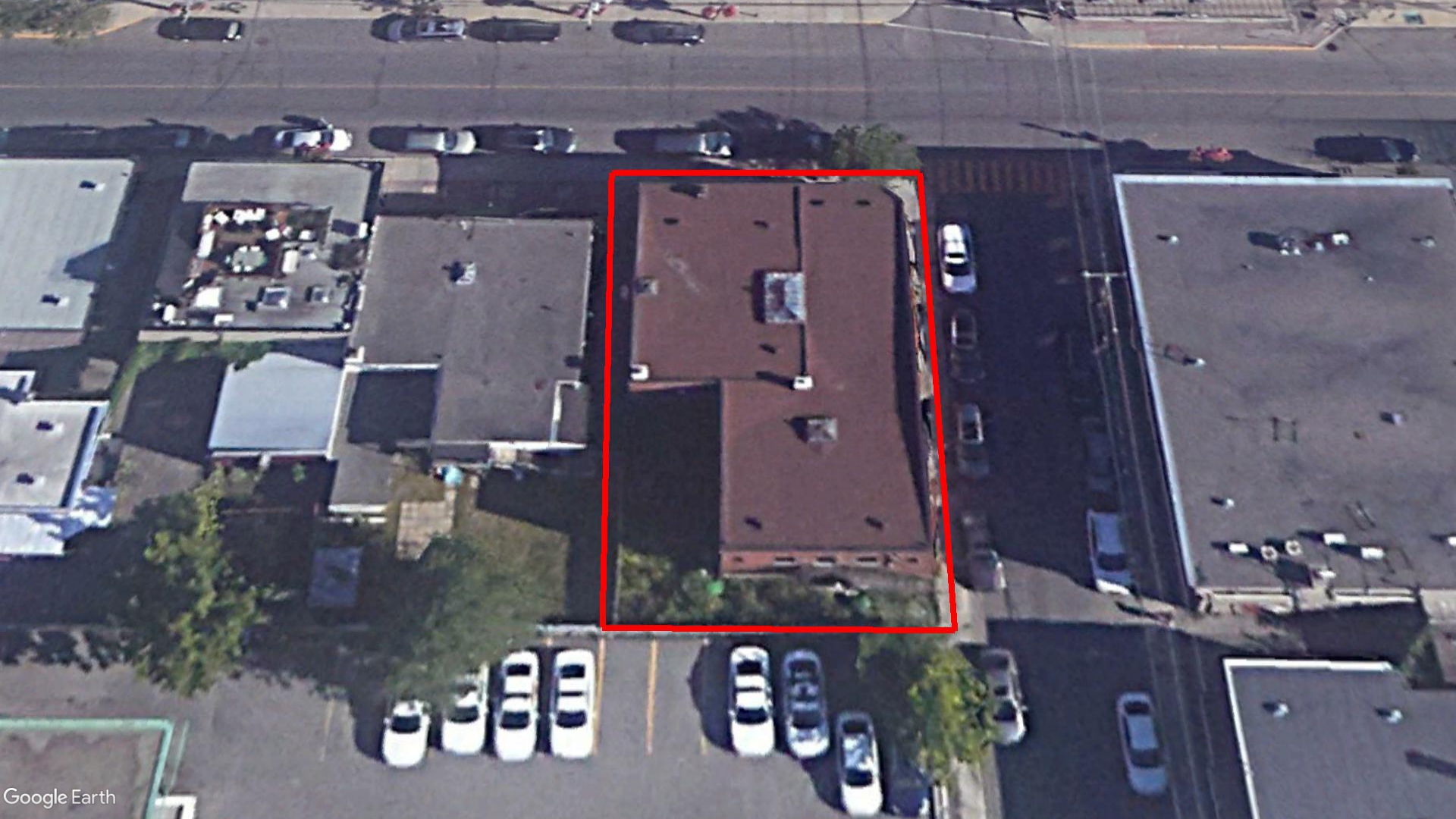 Tax Sale Montreal, Quebec - 050554-81