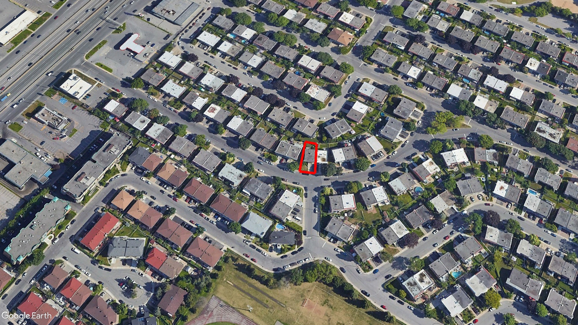 Tax Sale Montreal, Quebec - 020838-49