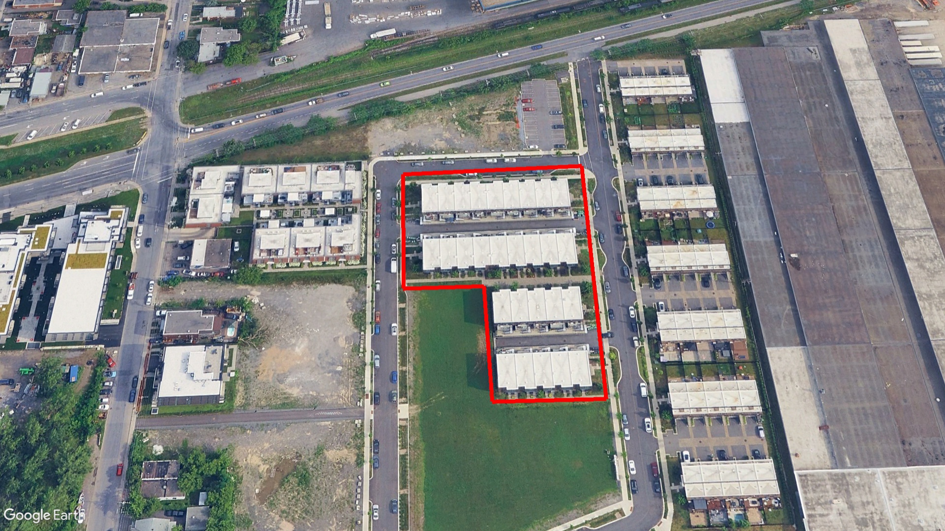 Tax Sale Montreal, Quebec - 052789-65