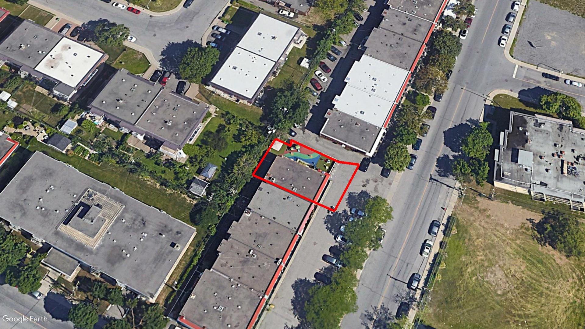 Tax Sale Montreal, Quebec - 020864-46