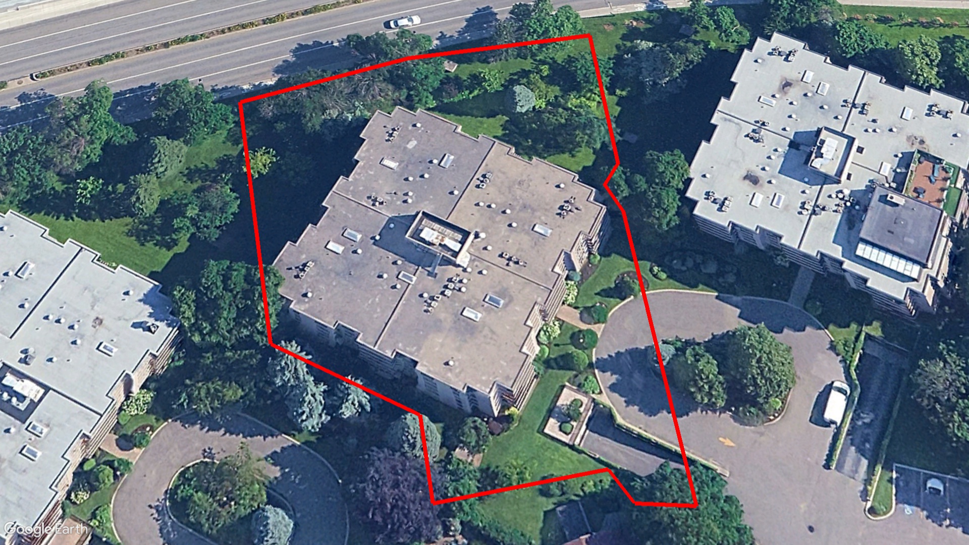 Tax Sale Montreal, Quebec - 041292-81