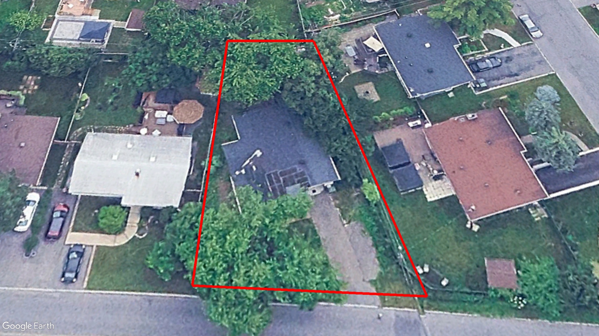 Tax Sale Montreal, Quebec - 040054-97