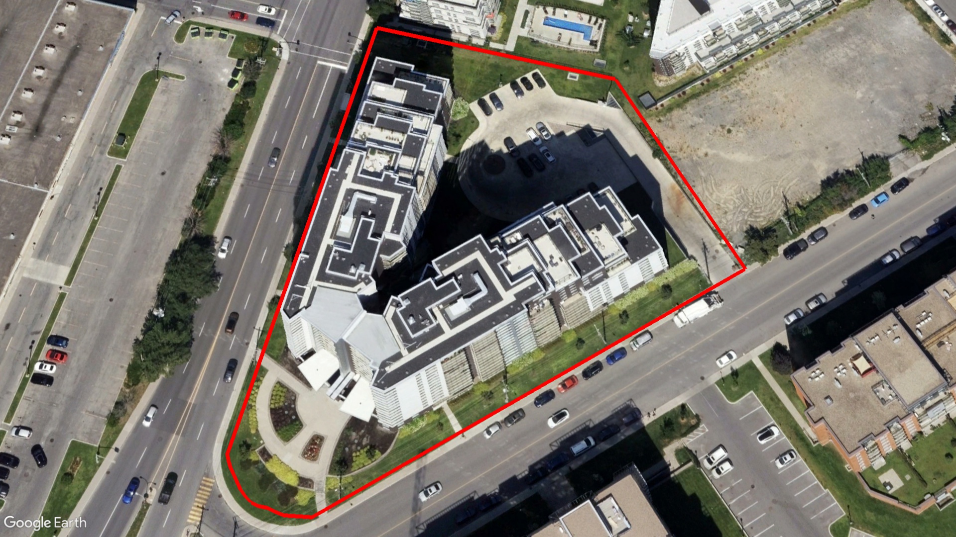 Tax Sale Montreal, Quebec - 052506-04