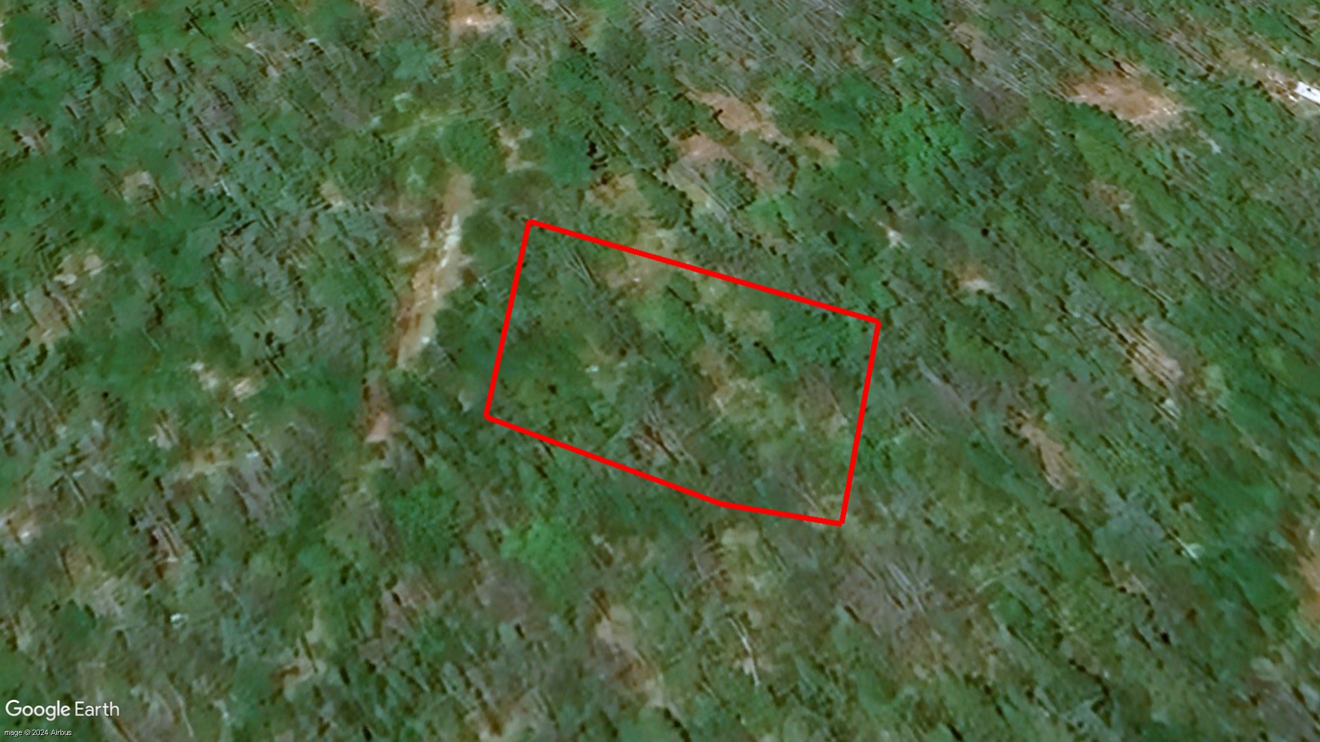 Tax Sale Chester, Nova Scotia - 03165329