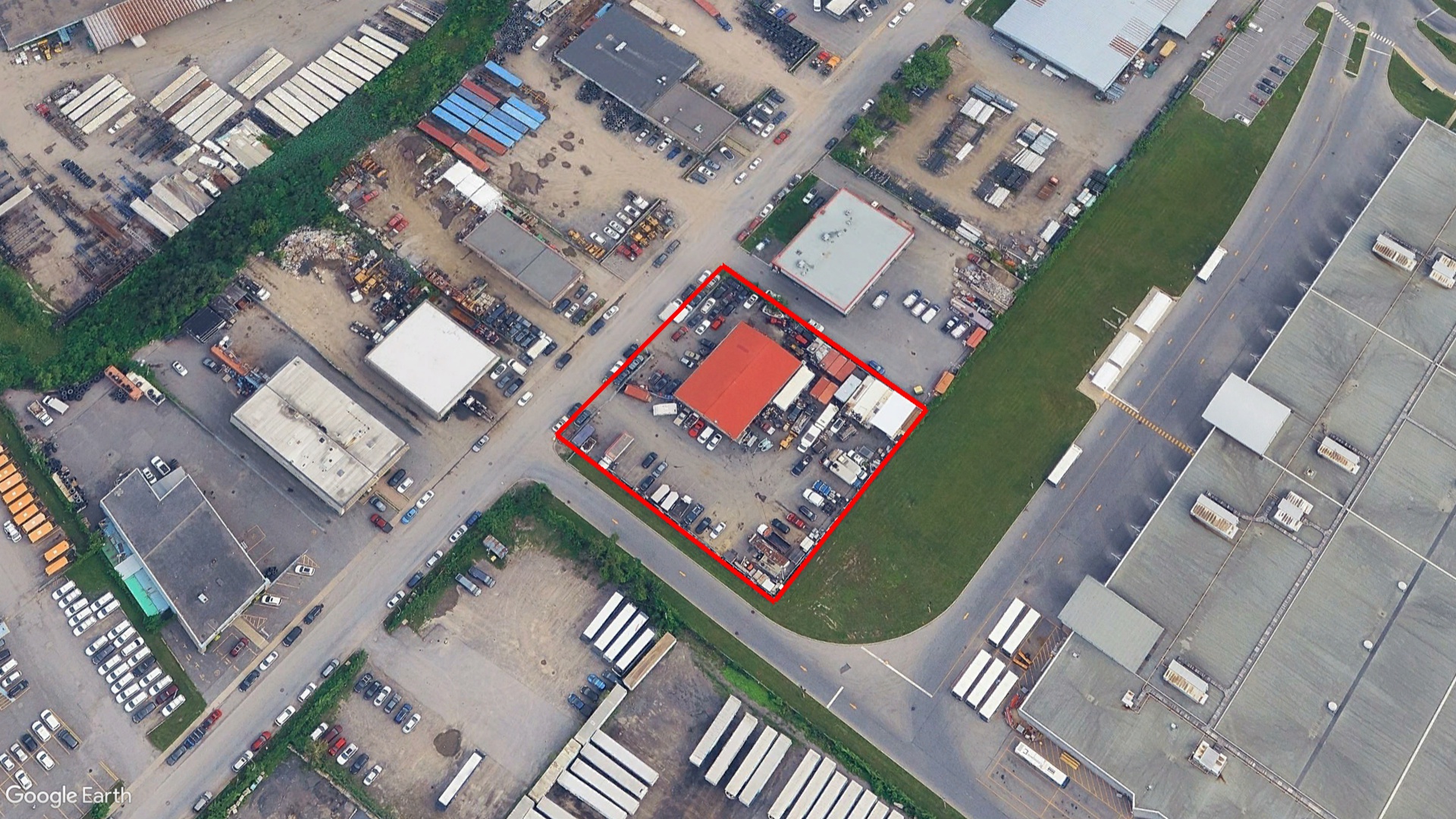 Tax Sale Montreal, Quebec - 041415-58