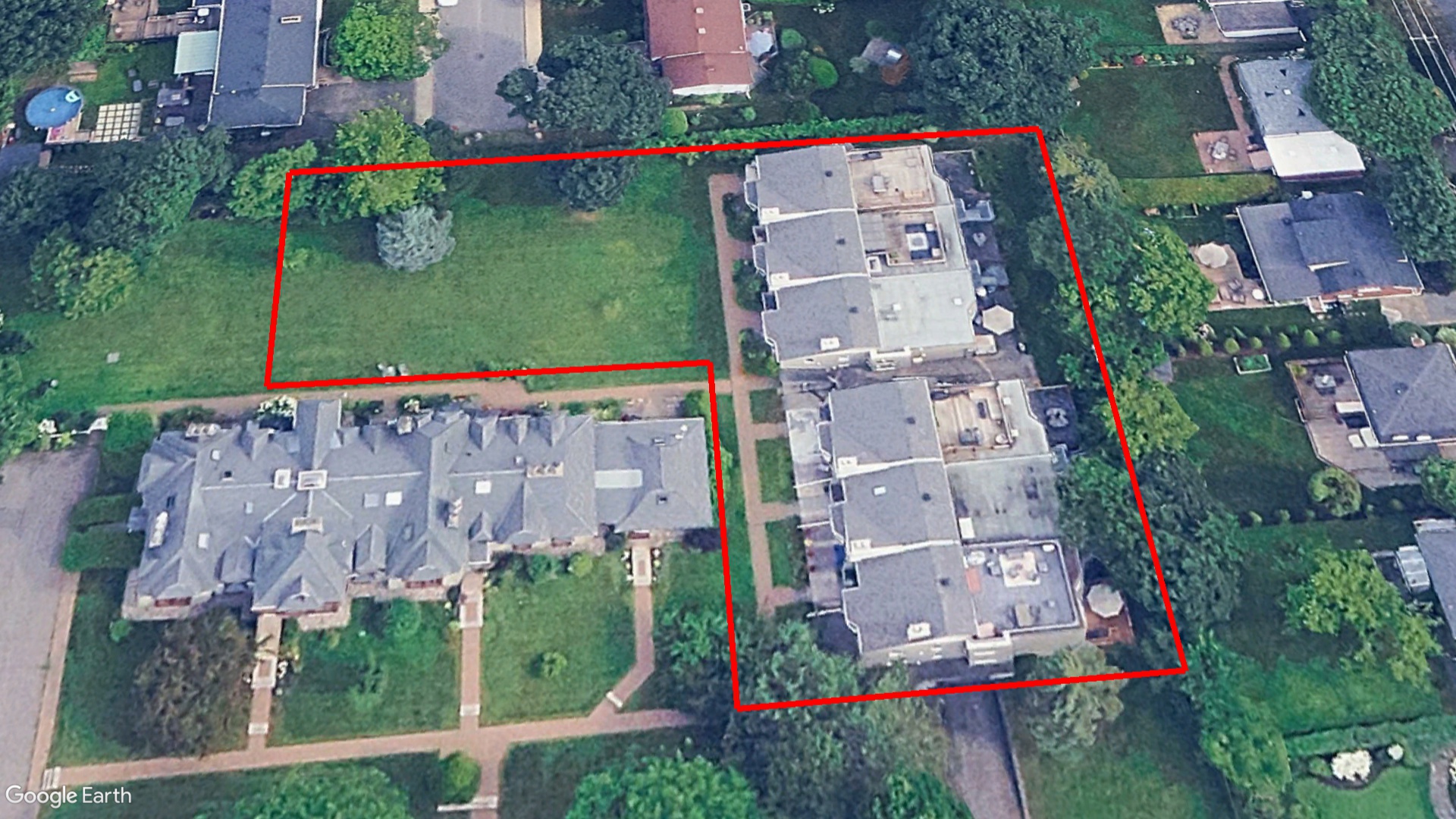 Tax Sale Montreal, Quebec - 050518-92