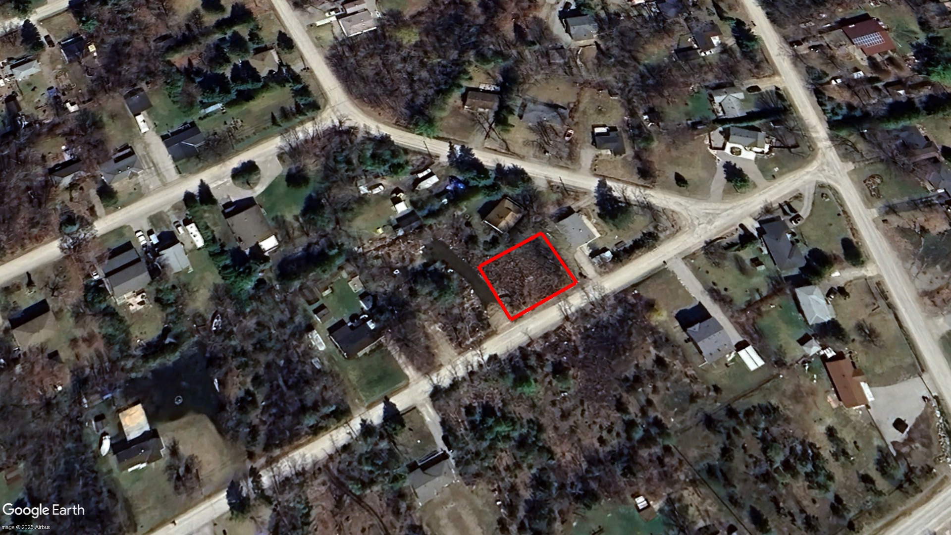 Tax Sale Tay, Ontario - 43 53 050 001 94400 0000