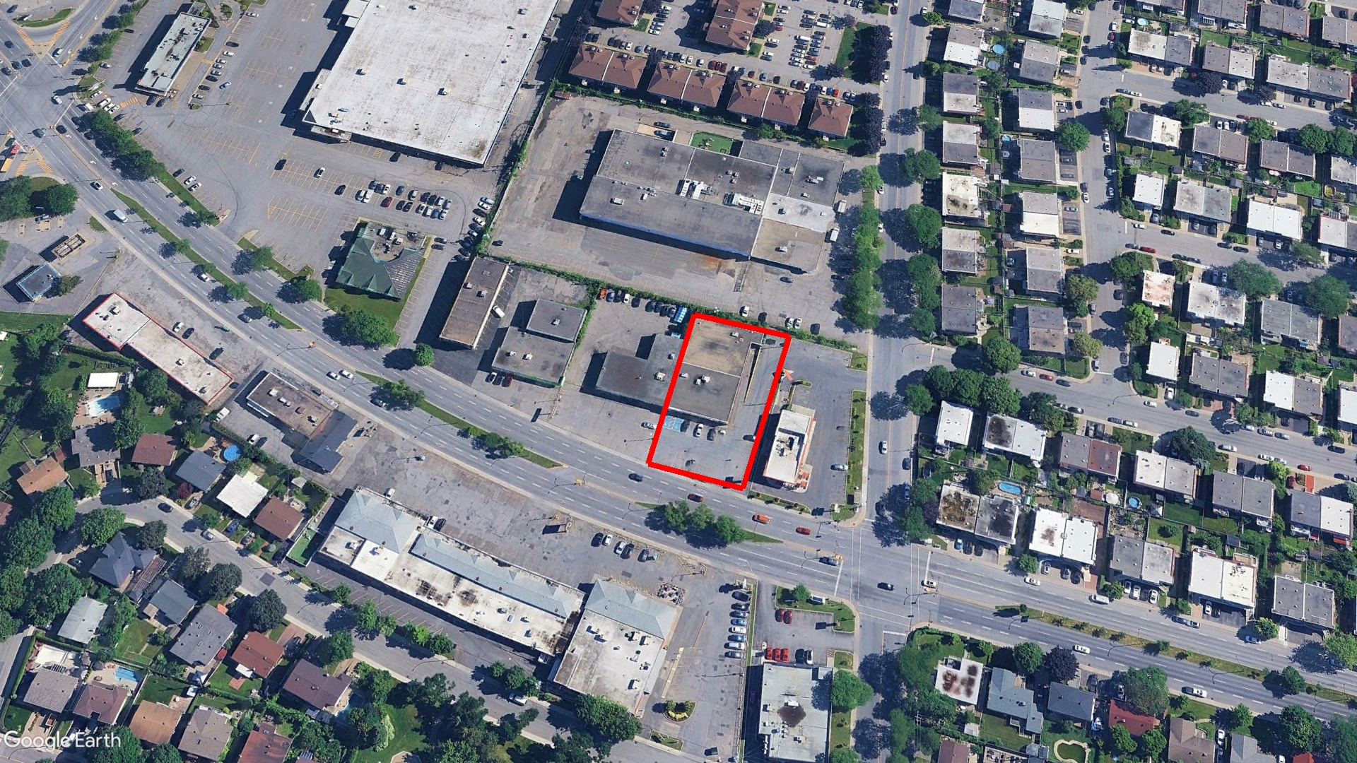 Tax Sale Montreal, Quebec - 020930-98