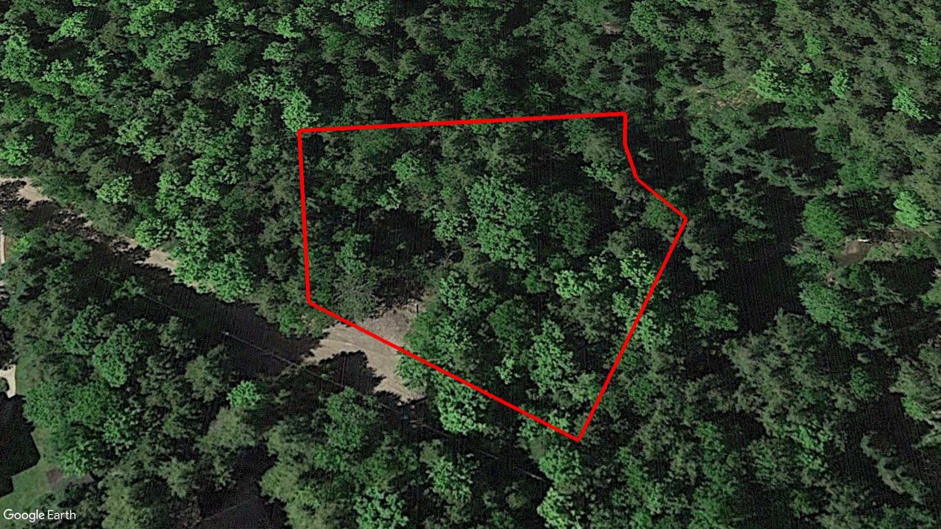 Tax Sale  Des-Collines-De-L'outaouais, Quebec - 5548-97-0853