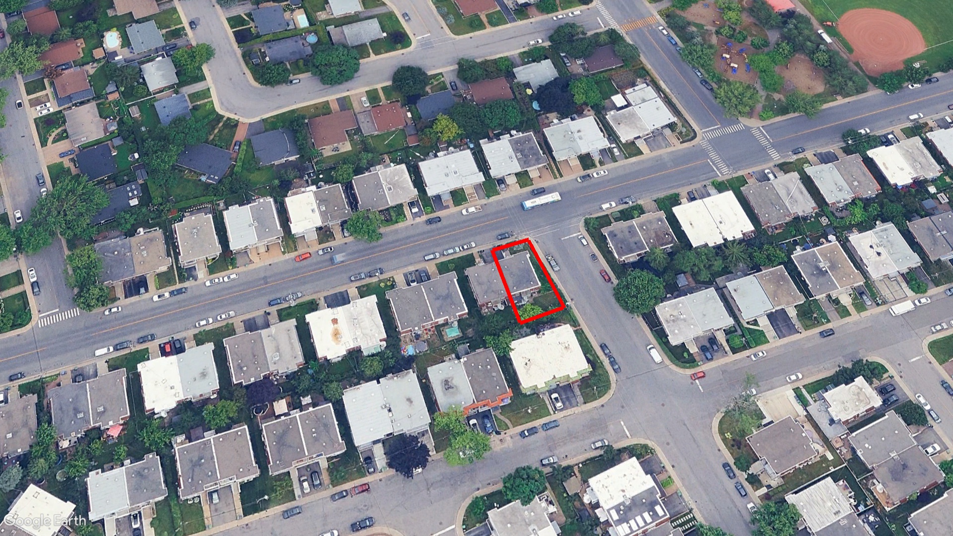 Tax Sale Montreal, Quebec - 040481-73