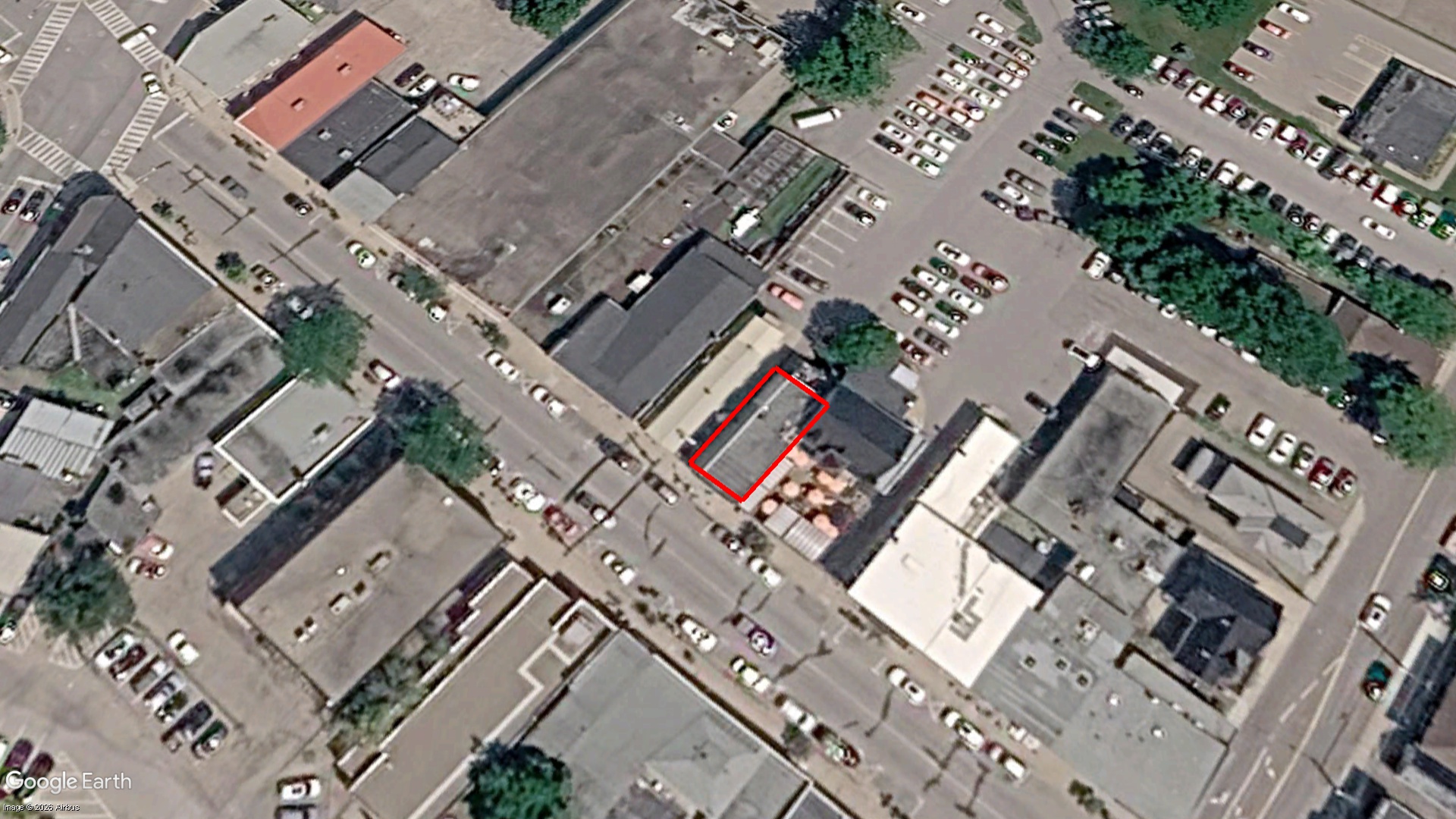 24 Main St W, Grimsby