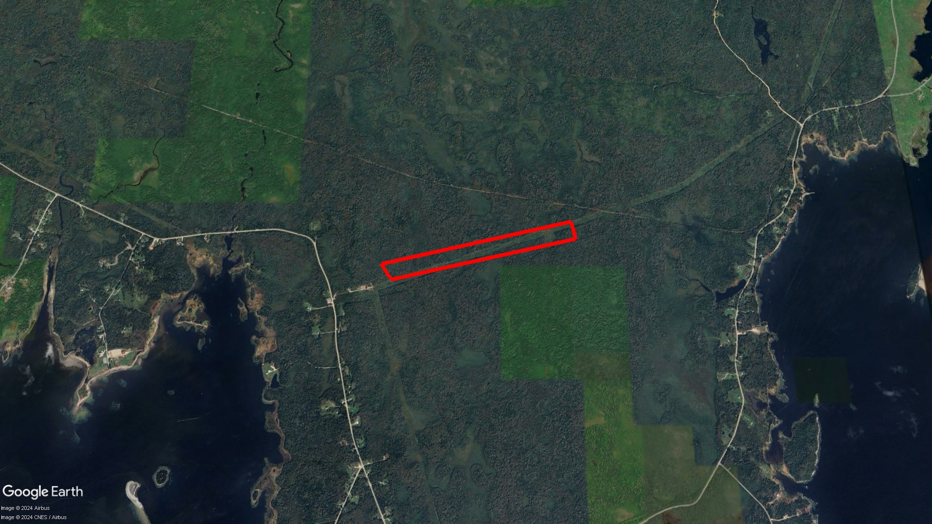 Tax Sale Shelburne, Nova Scotia - 06095925