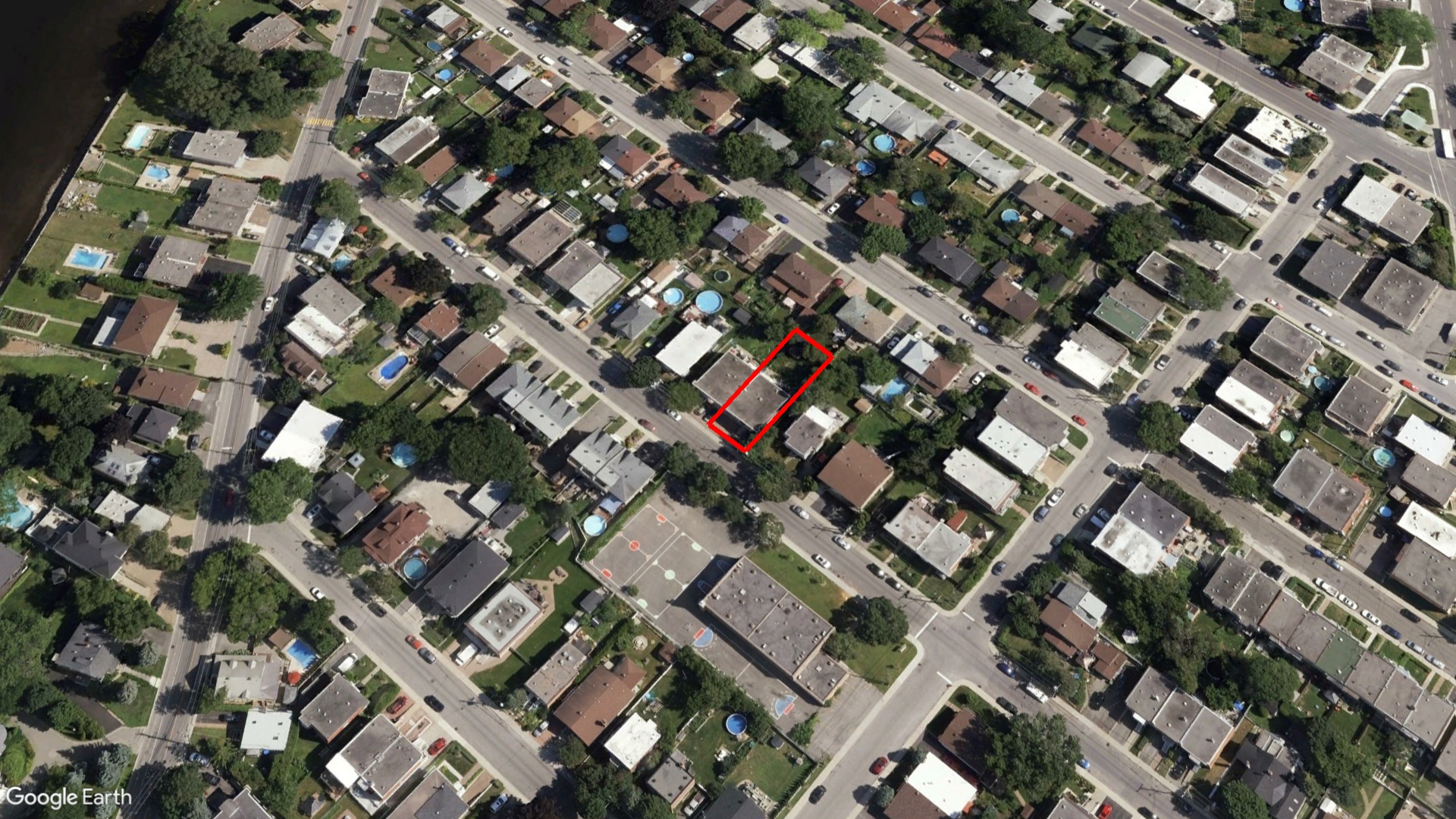 Tax Sale Montreal, Quebec - 020768-36