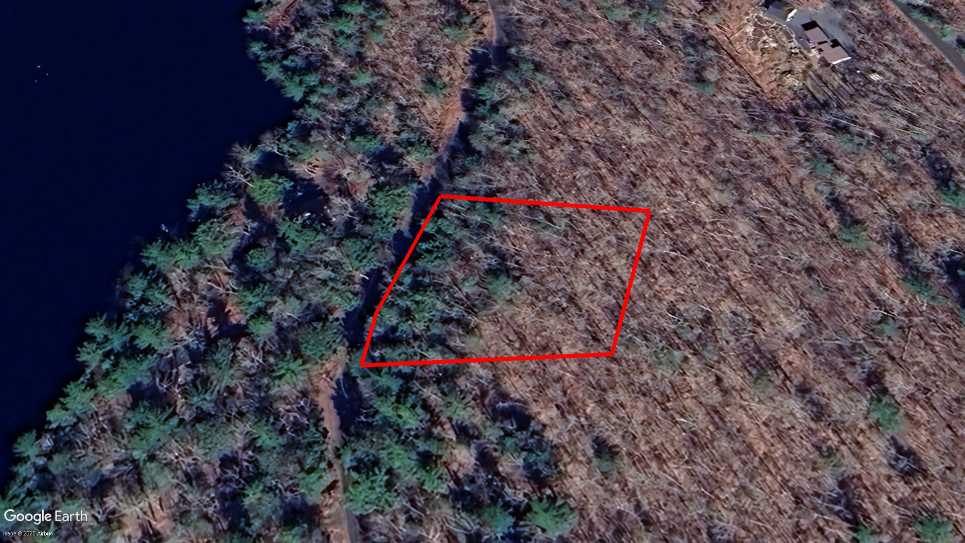 Tax Sale Queens, Nova Scotia - 02221772