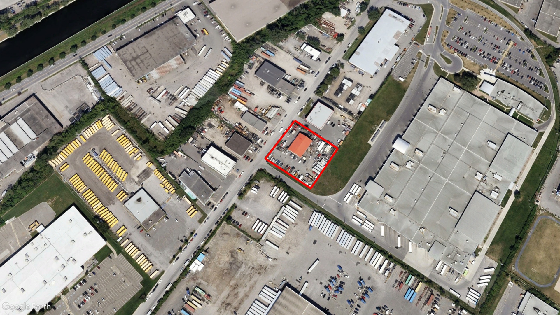 Tax Sale Montreal, Quebec - 041415-58