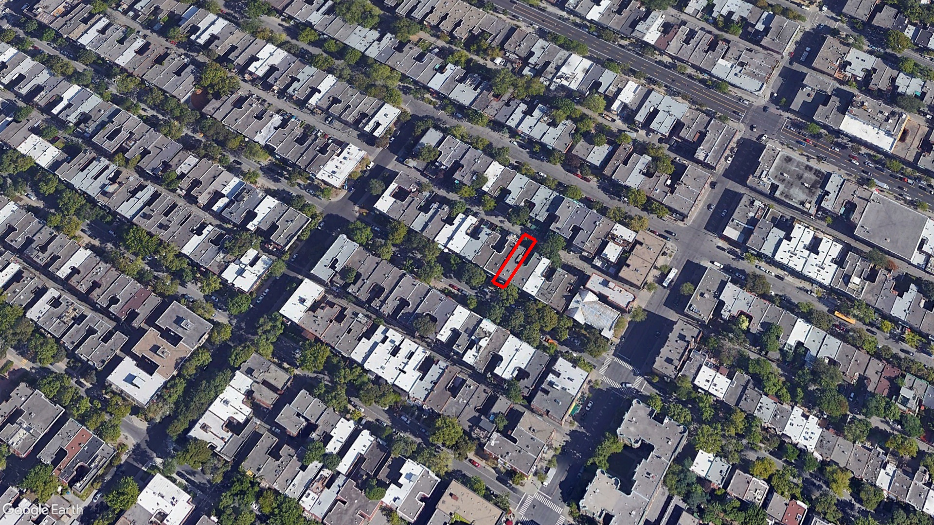 Tax Sale Montreal, Quebec - 030330-67