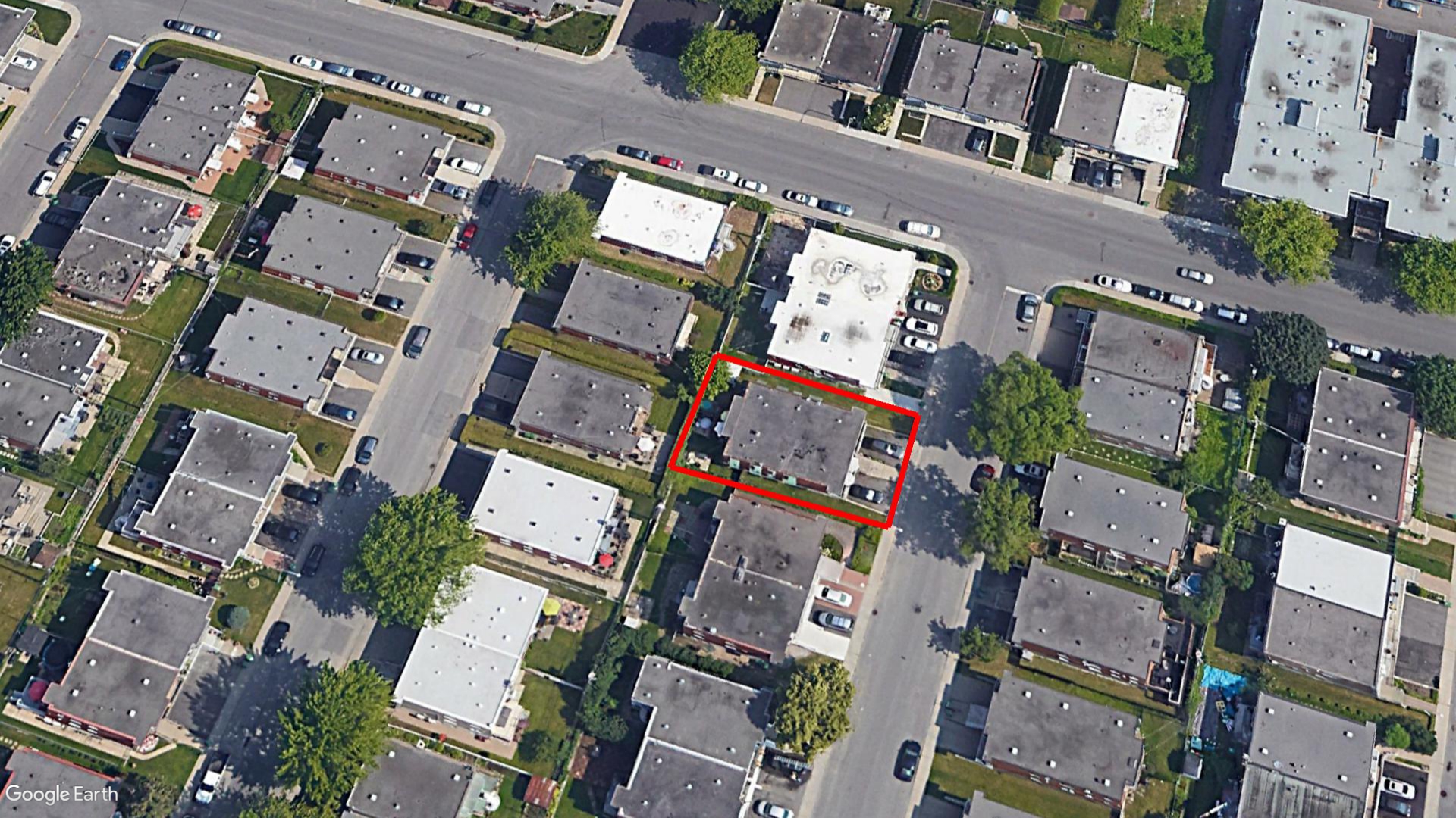 Tax Sale Montreal, Quebec - 040352-30