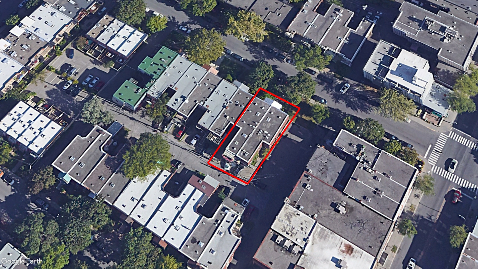 Tax Sale Montreal, Quebec - 031108-03