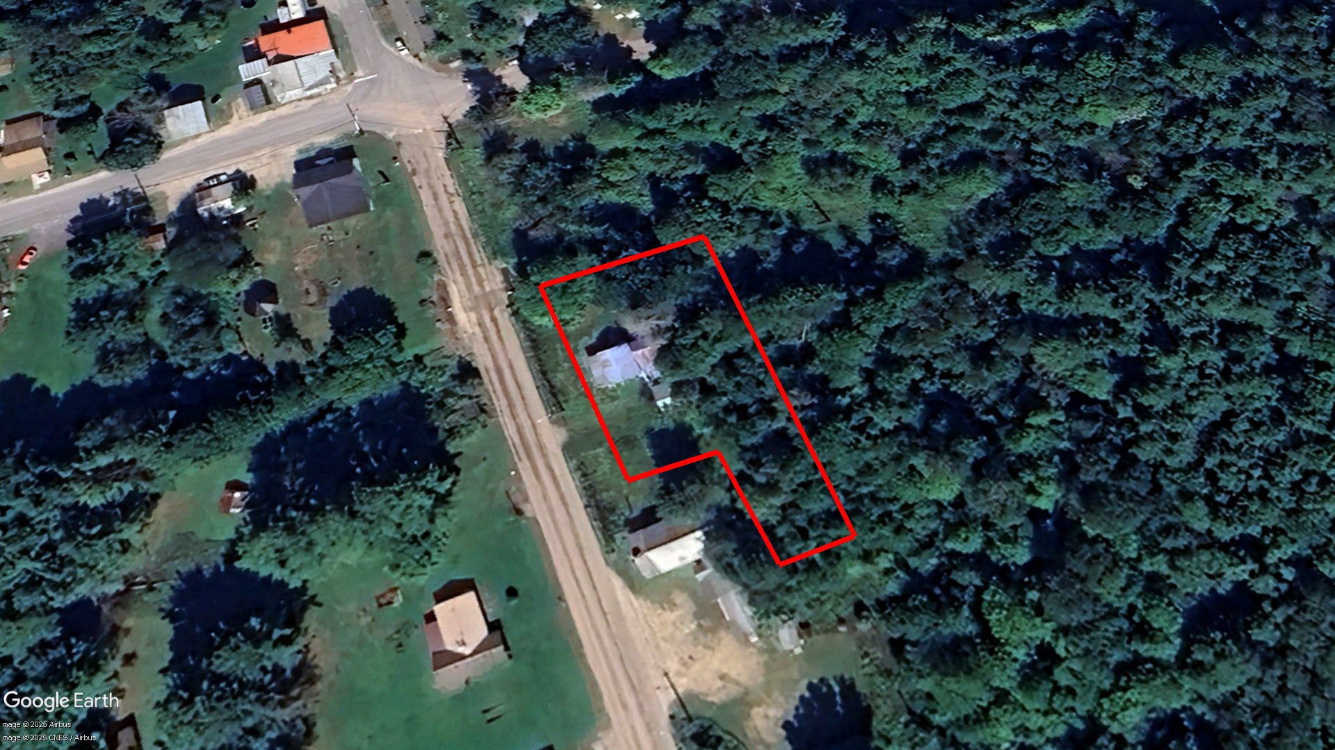 Tax Sale North Frontenac, Ontario - 10 42 010 020 20900 0000