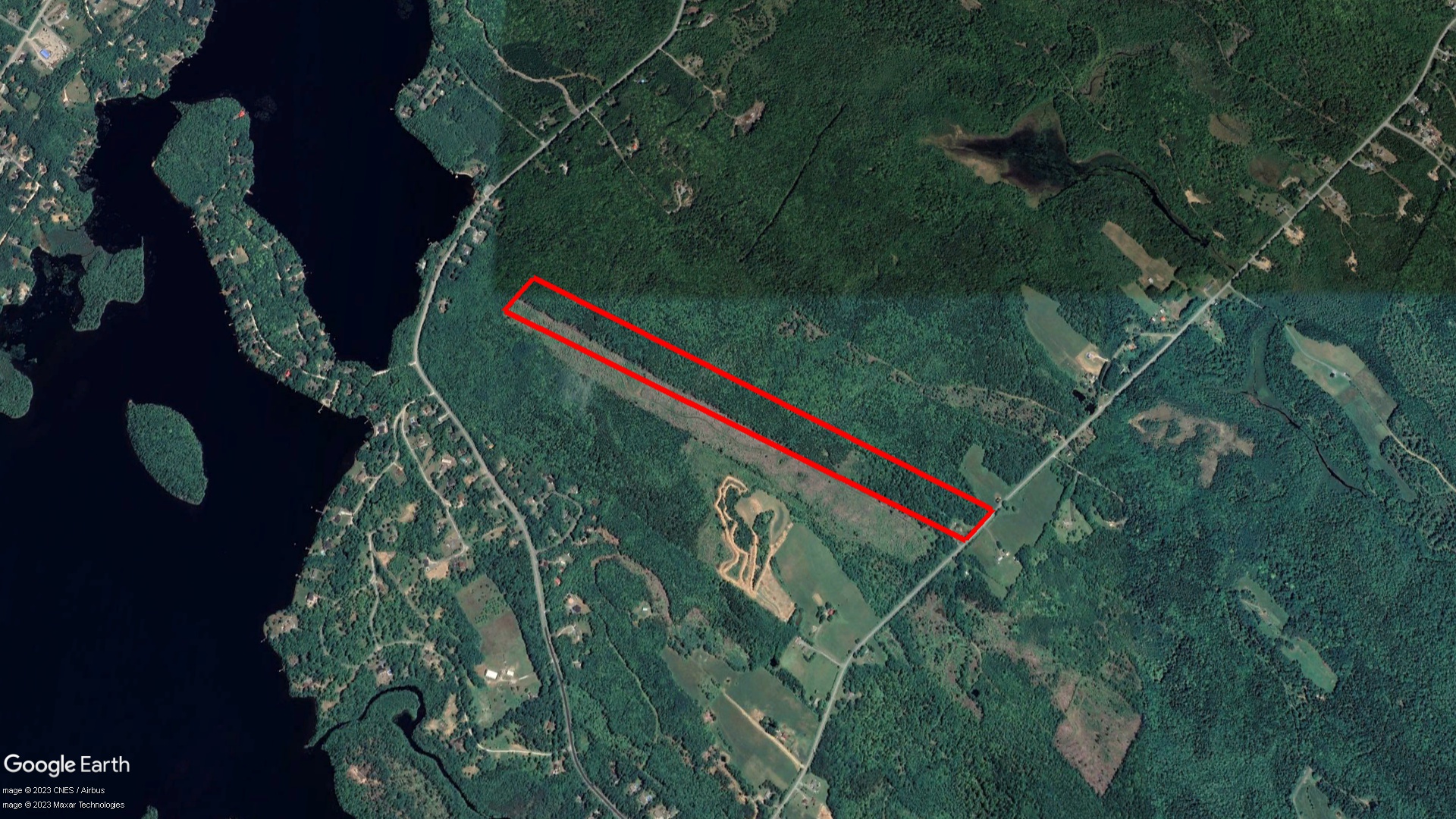 Tax Sale Lunenburg, Nova Scotia - 01964933