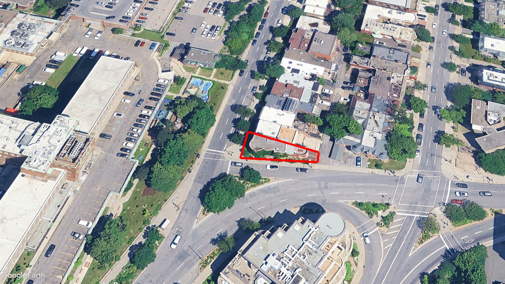 Tax Sale Montreal, Quebec - 260902-57