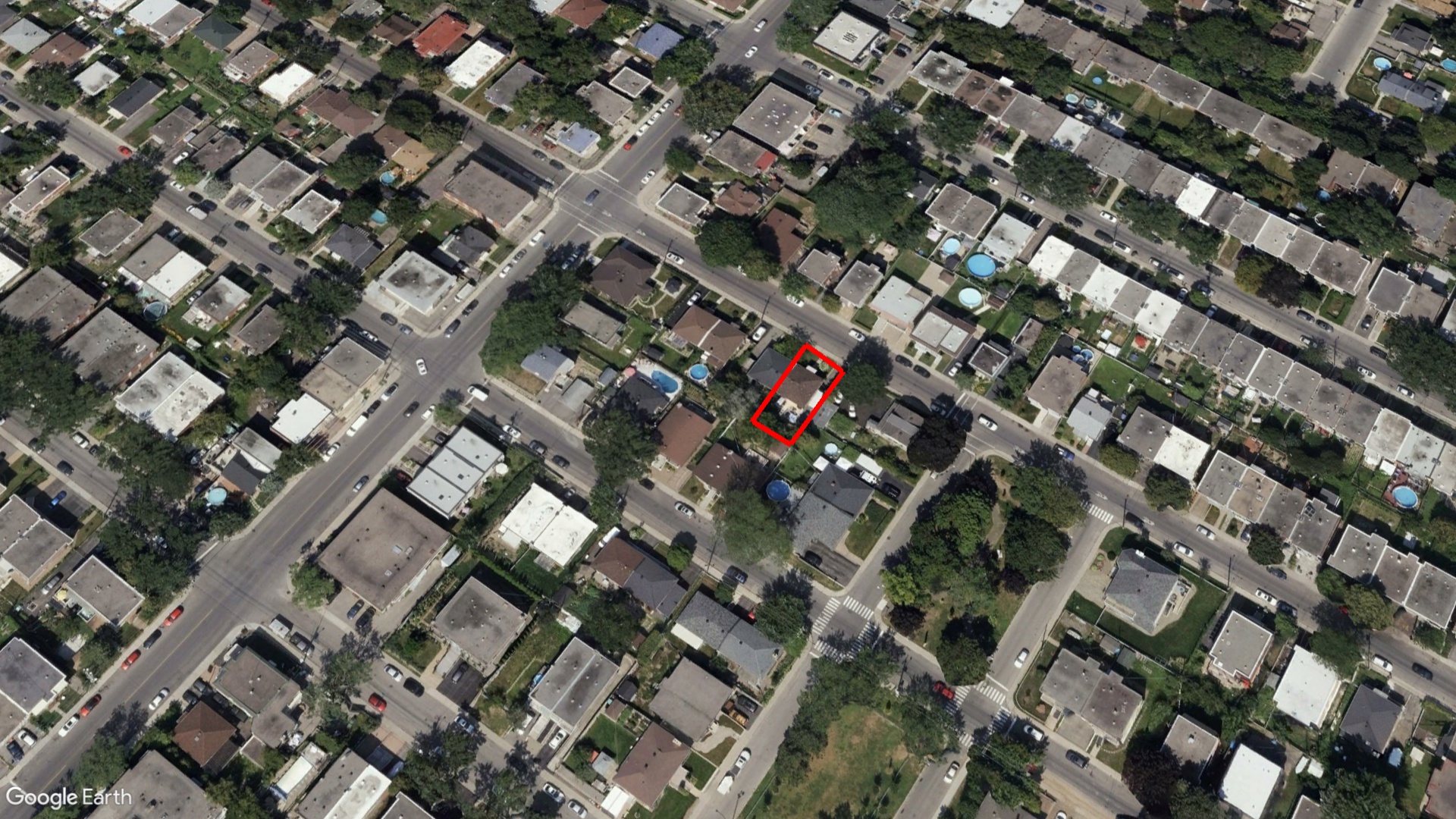 Tax Sale Montreal, Quebec - 020706-05 