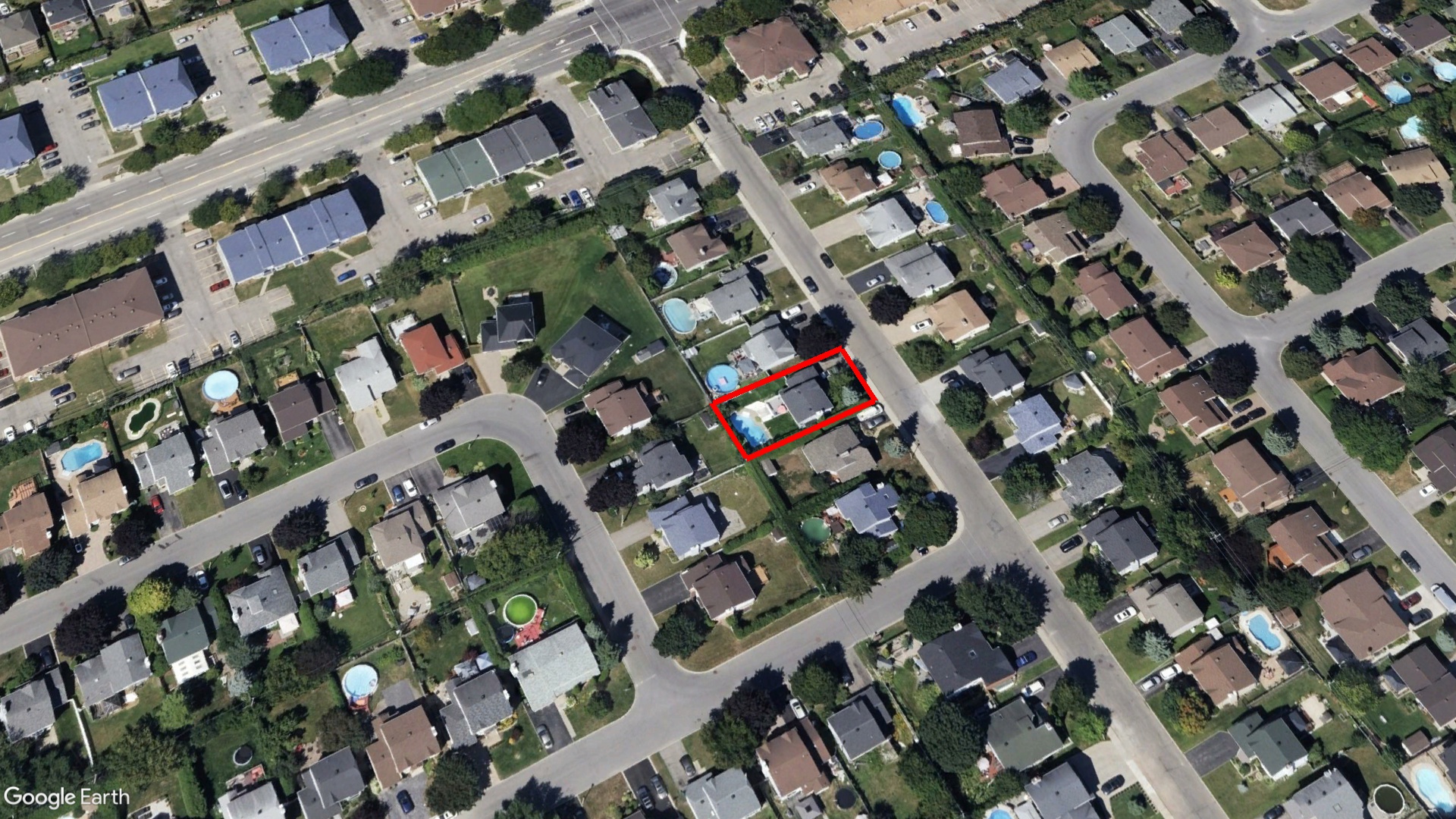 Tax Sale Montreal, Quebec - 041251-46