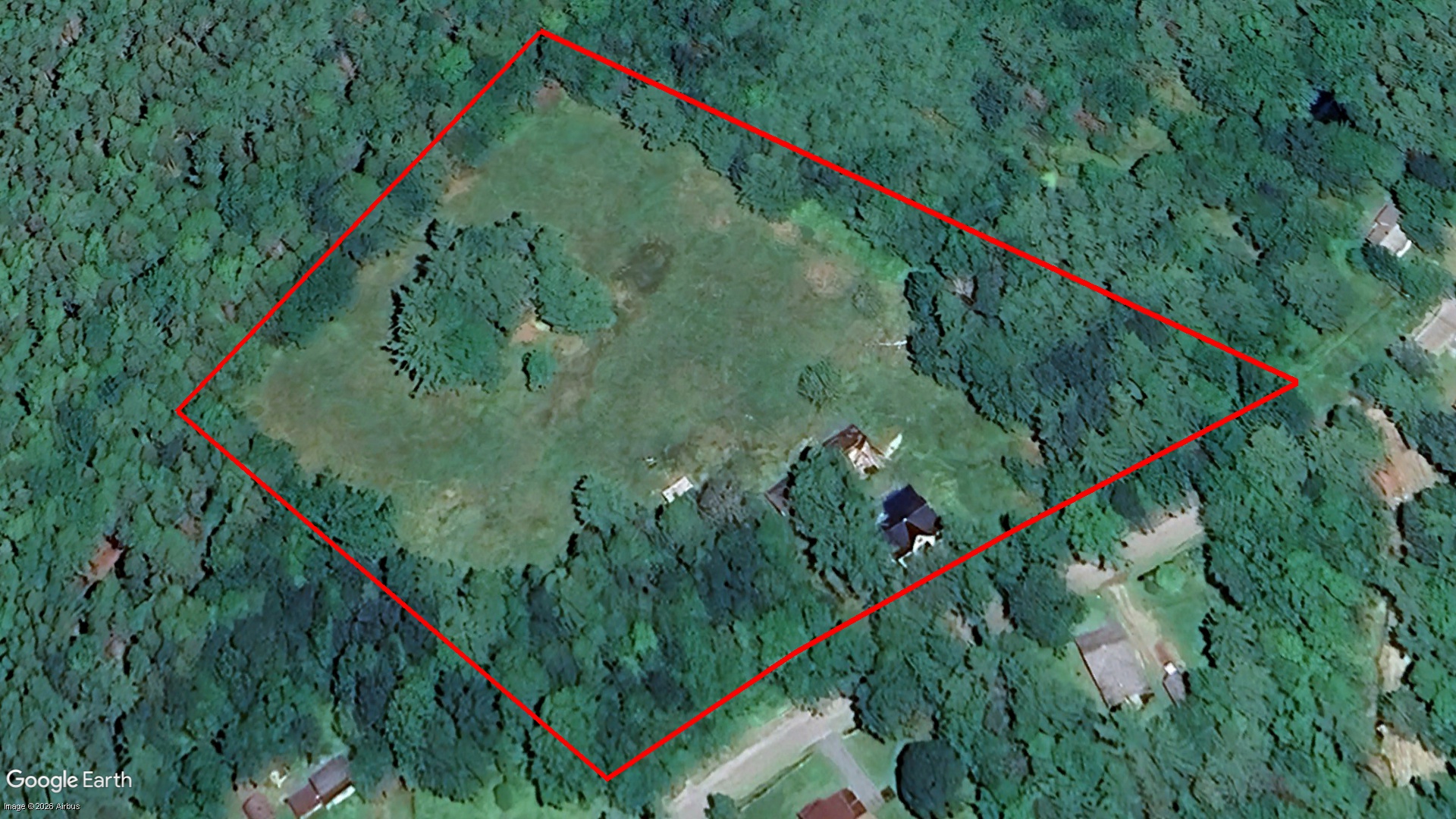 Tax Sale Queens, Nova Scotia - 03179346