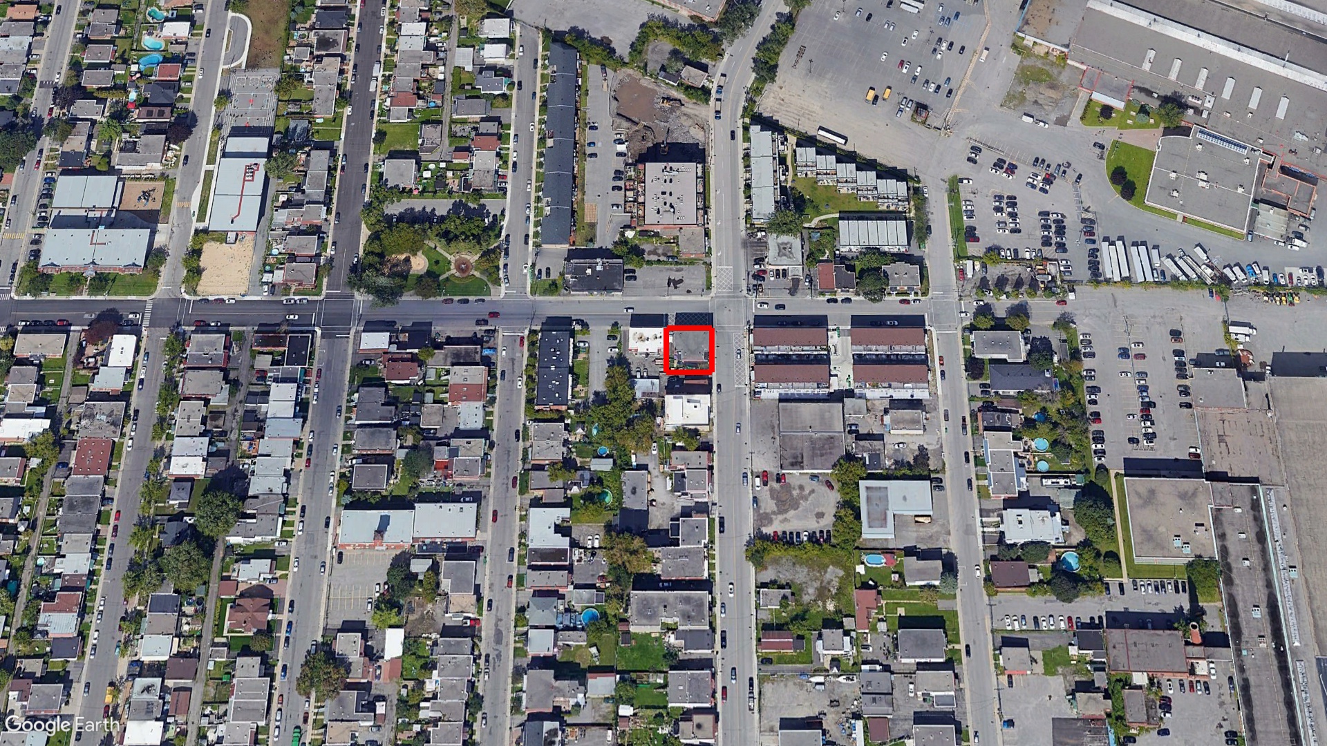 Tax Sale Montreal, Quebec - 050582-75