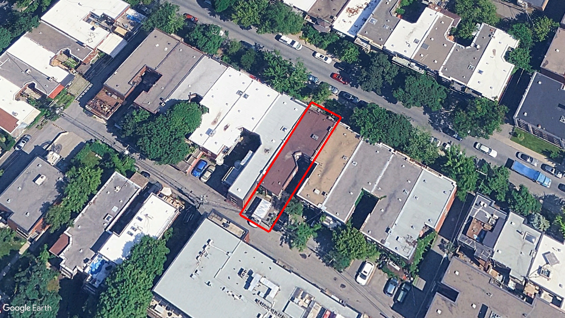 Tax Sale Montreal, Quebec - 051295-75