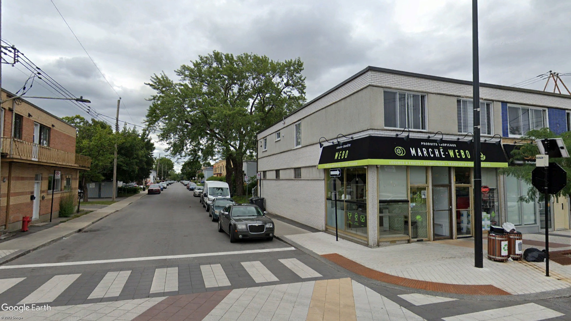 Tax Sale Montreal, Quebec - 020300-60