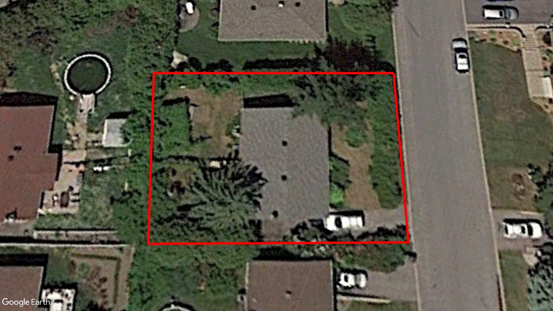 Tax Sale Montreal, Quebec - 040128-04