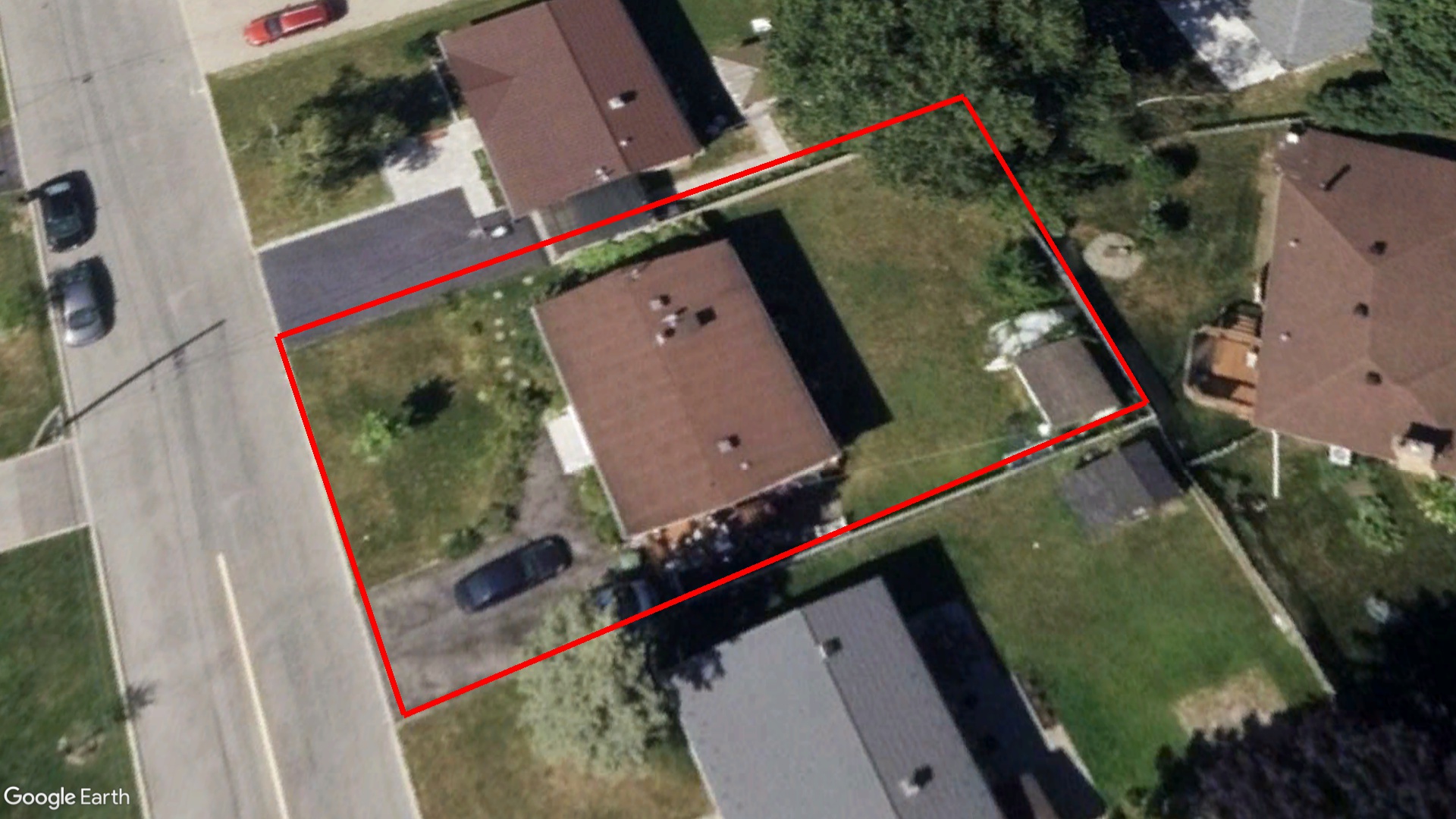 Tax Sale Montreal, Quebec - 040120-94