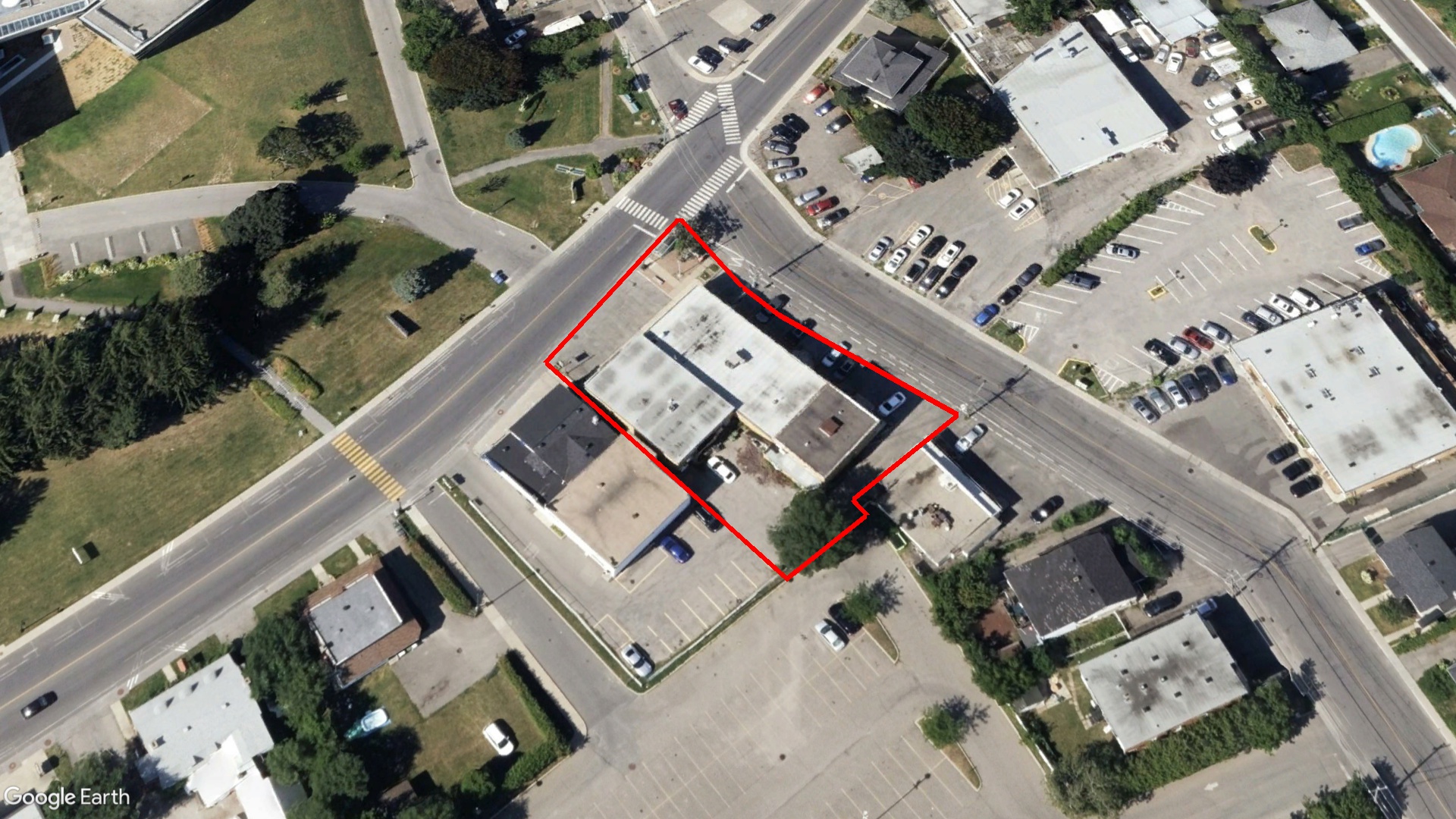 Tax Sale Montreal, Quebec - 040843-49