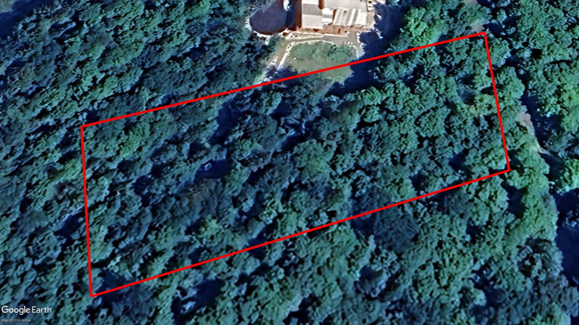 Tax Sale Algonquin Highlands, Ontario - 46 21 021 000 04310 0000