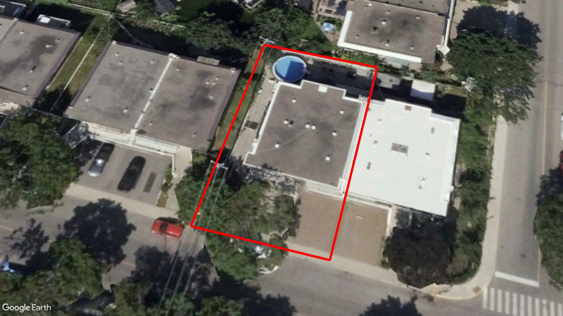 Tax Sale Montreal, Quebec - 020926-32