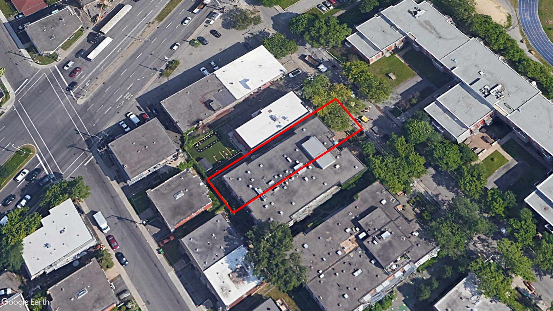 Tax Sale Montreal, Quebec - 020720-03