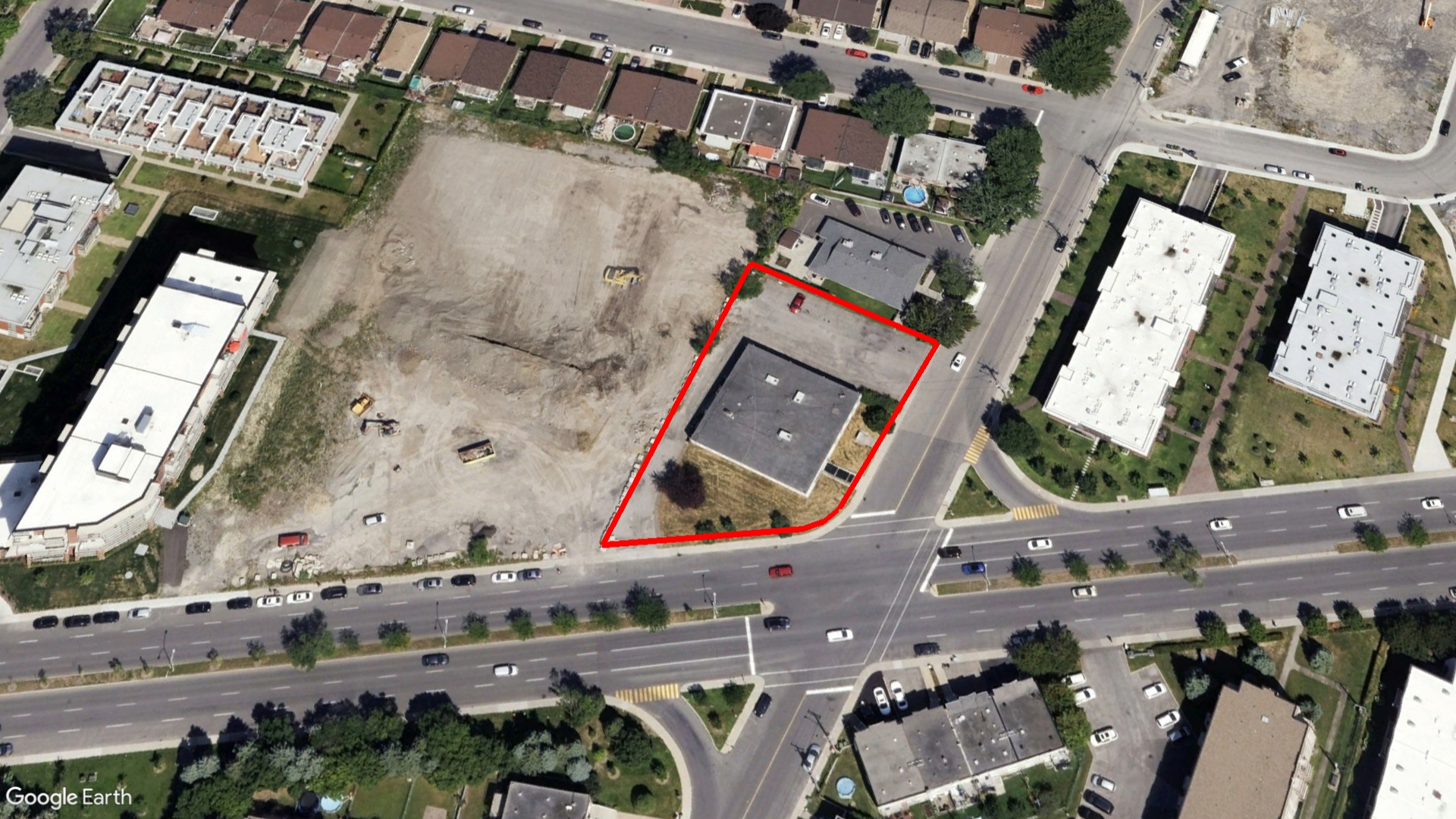 Tax Sale Montreal, Quebec - 040419-14