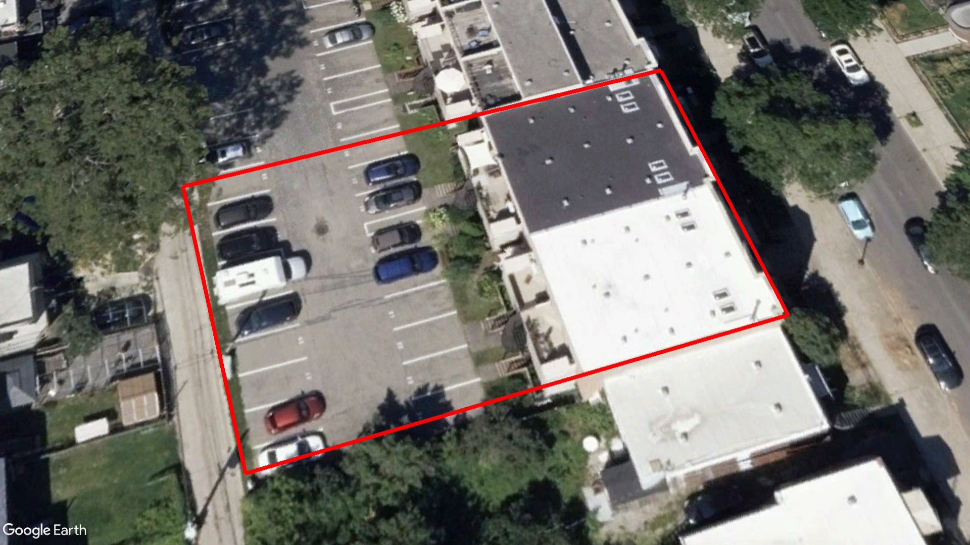 Tax Sale Montreal, Quebec - 411968-74