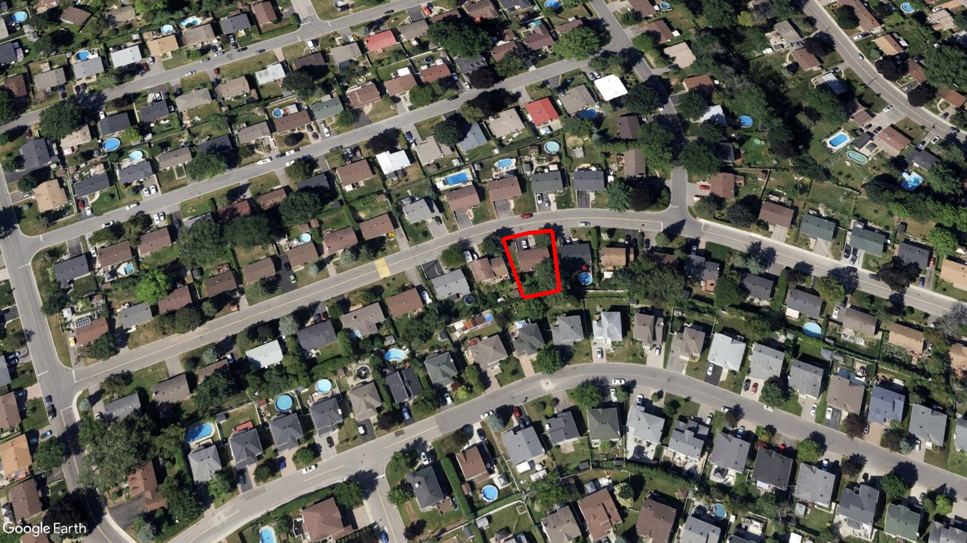 Tax Sale Montreal, Quebec - 040123-91