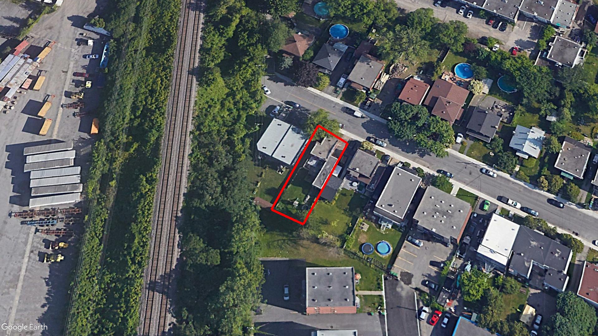 Tax Sale Montreal, Quebec - 050617-19