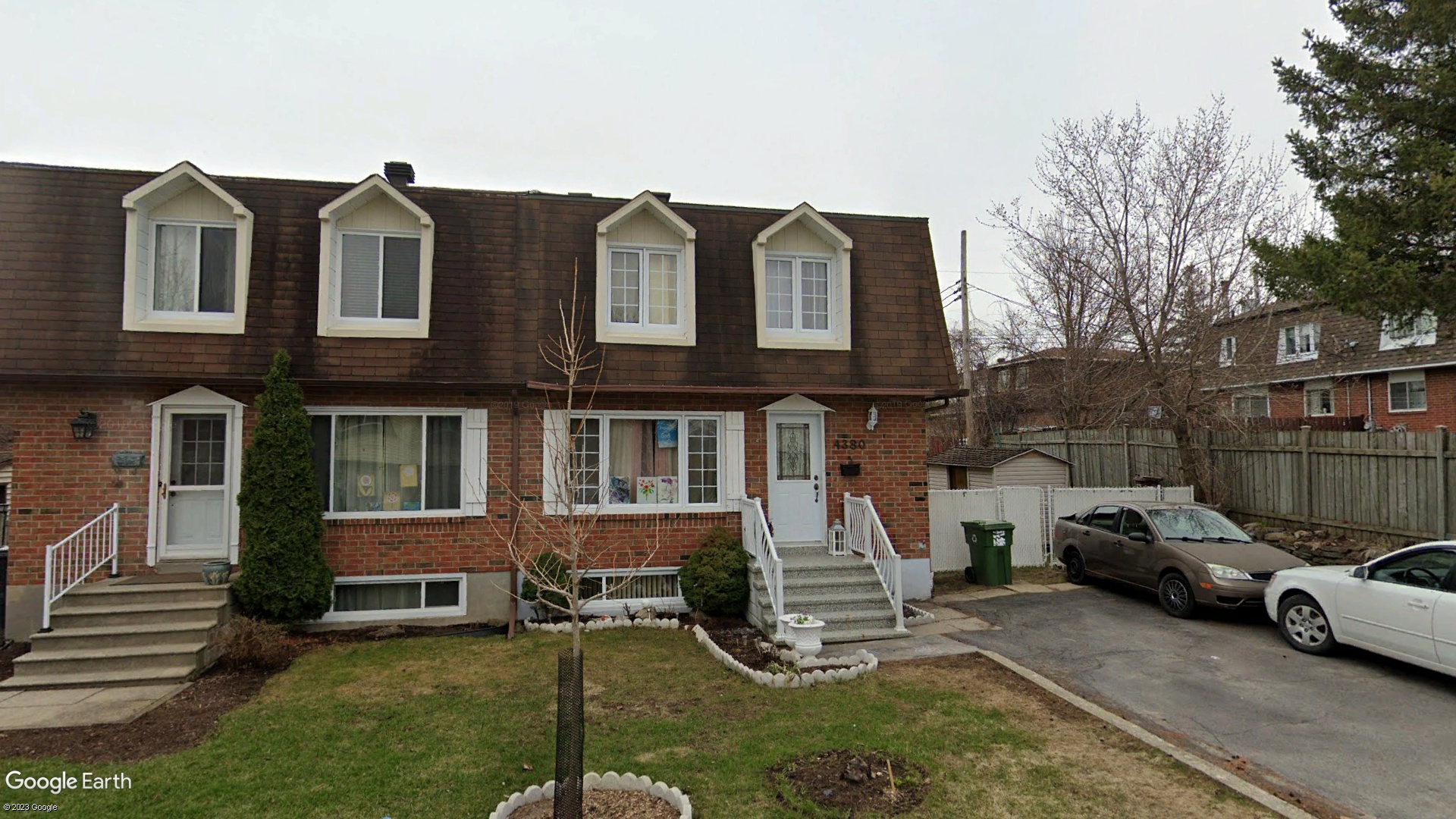 Tax Sale Montreal, Quebec - 040222-86