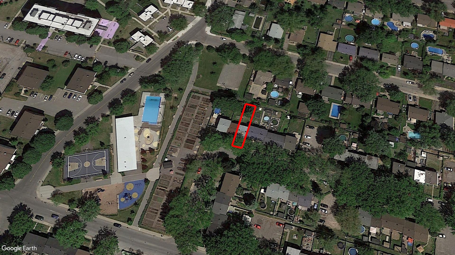 Tax Sale Montreal, Quebec - 802896-91