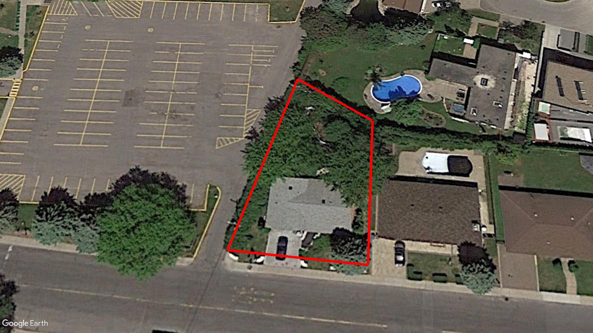 Tax Sale Montreal, Quebec - 040370-91