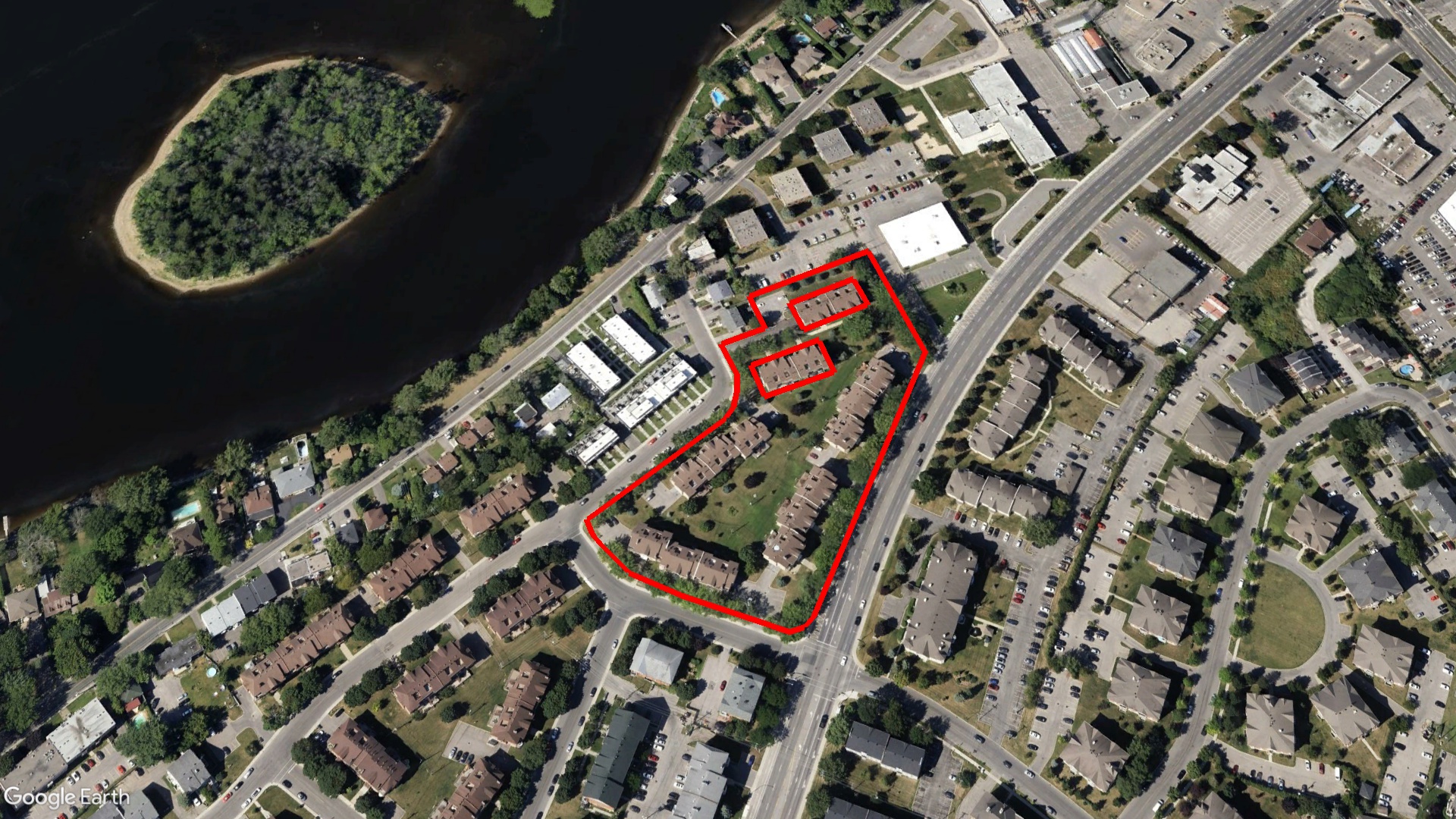 Tax Sale Montreal, Quebec - 041224-41