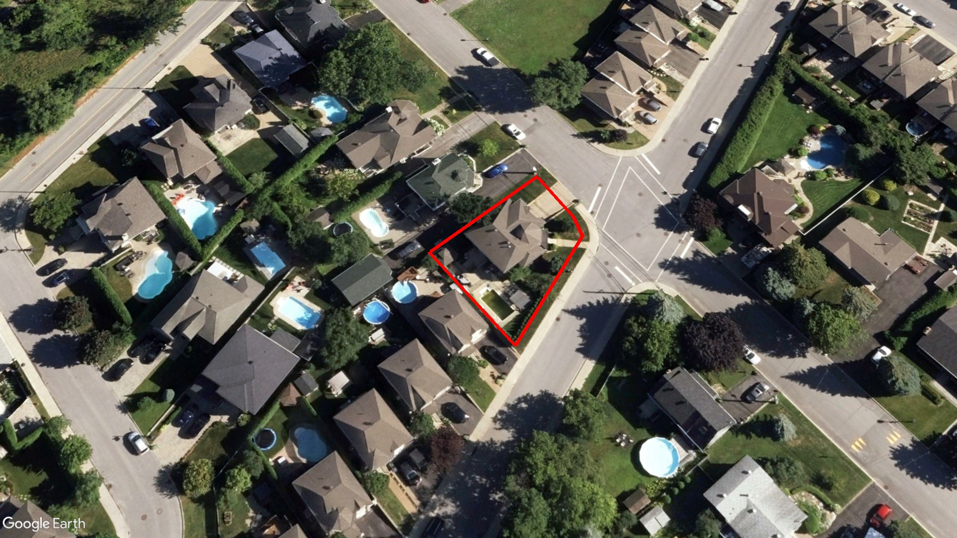 Tax Sale Montreal, Quebec - 880501-37