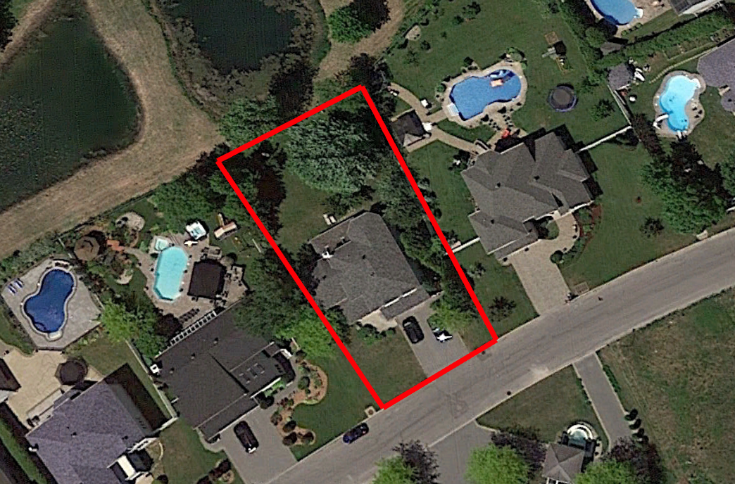 Tax Sale Montreal, Quebec - 041537-16