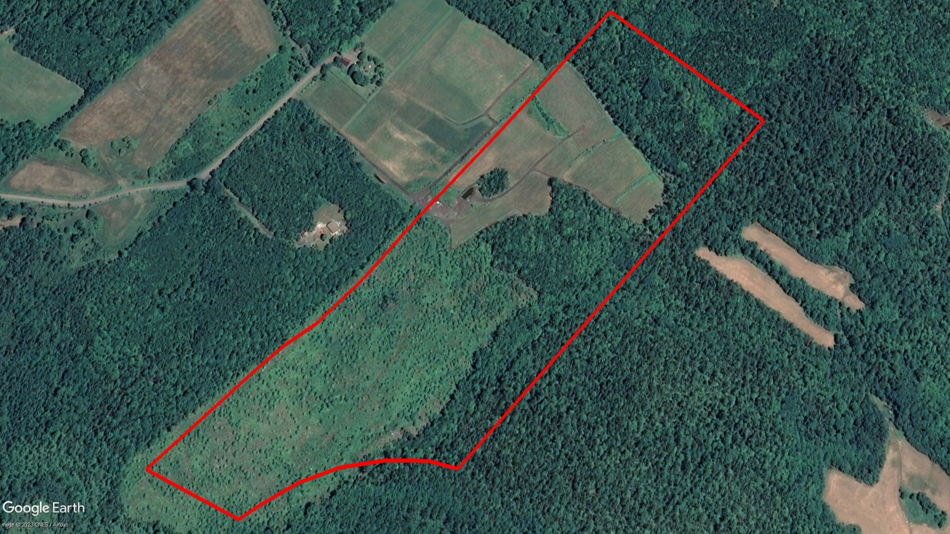 Tax Sale Lunenburg, Nova Scotia - 09321454